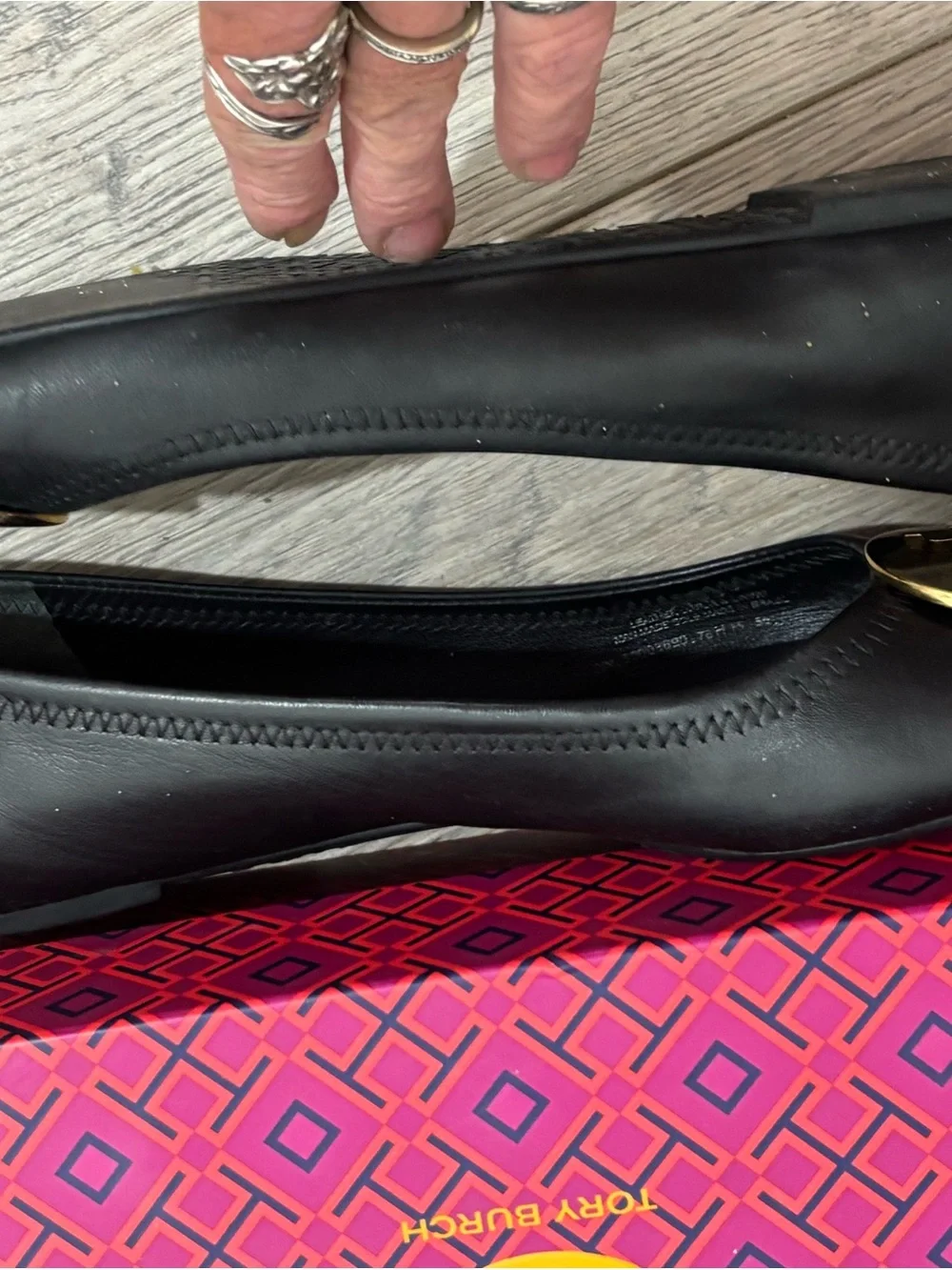 Tory Burch Black Leather. Ballet Flats with Gold Logo Medallion. Size 8